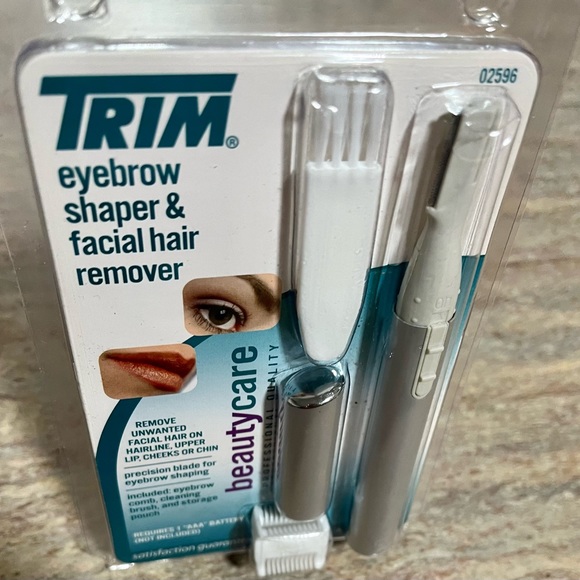 New Beauty Care Trim eyebrow shaped and facial hair remover - Picture 7 of 9